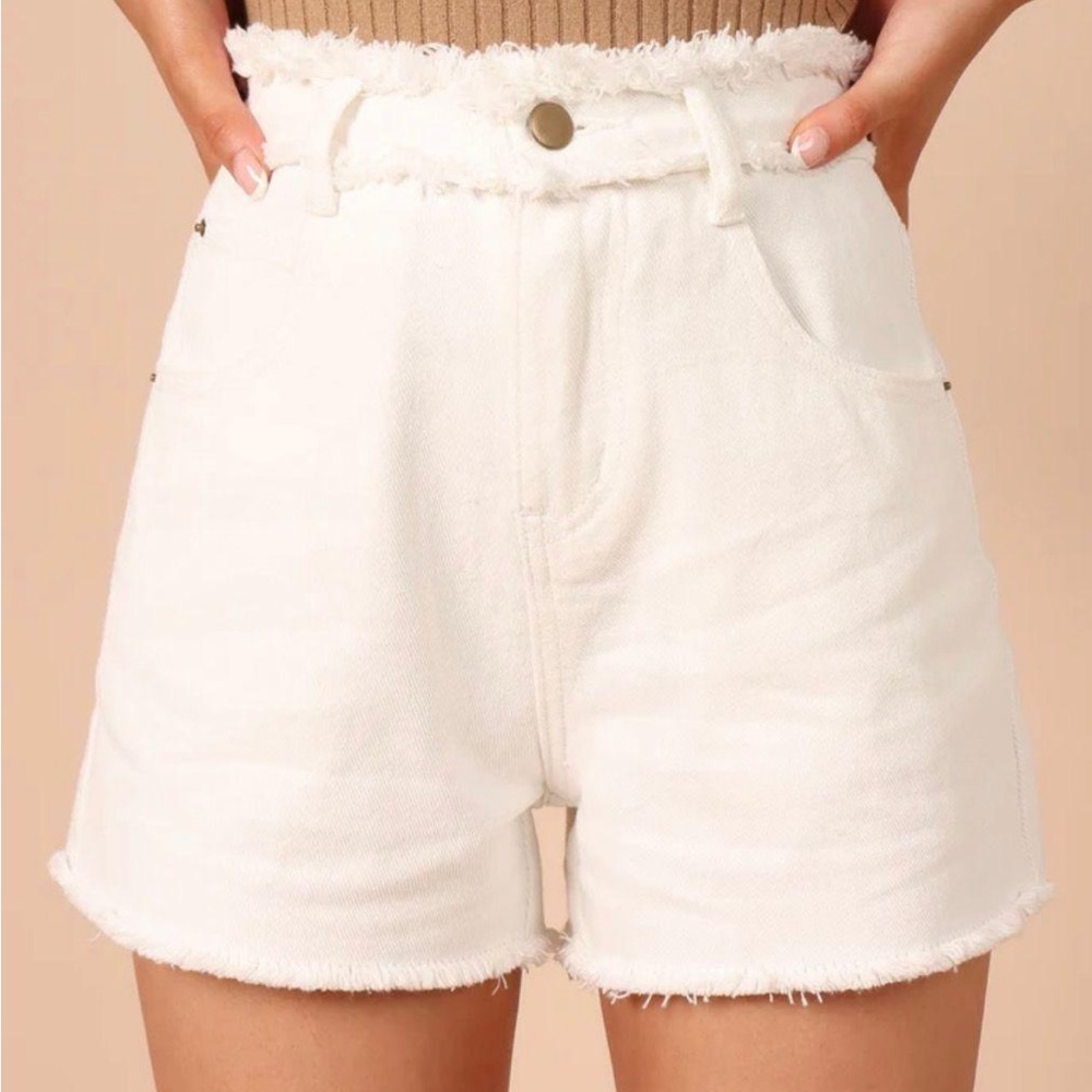 NWT! Petal and Pup Raw Hem Denim Shorts
